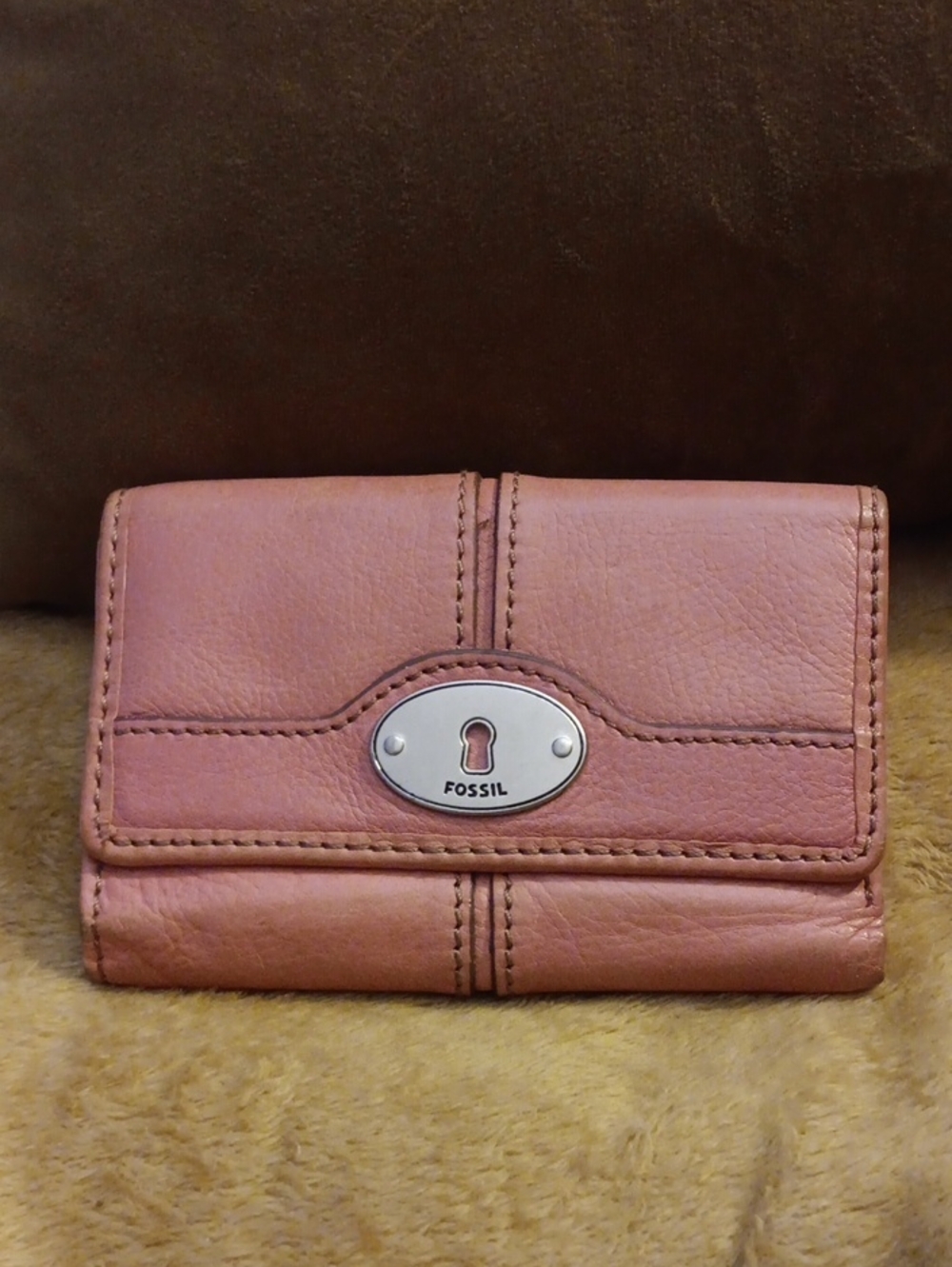Fossil Pink Leather Trifold Wallet with Keyhole Plaque